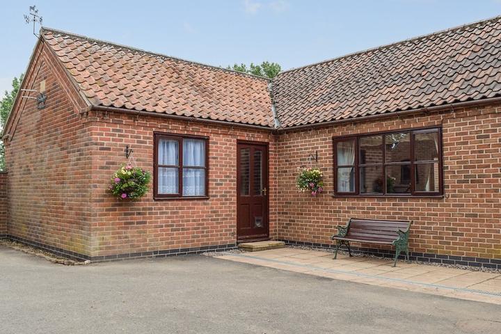 Pet Friendly 1BR Cottage in Thorpe Arnold