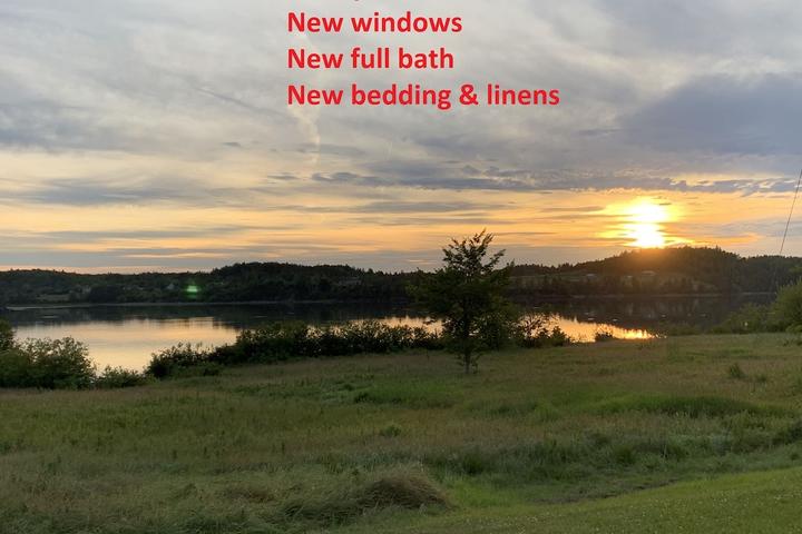 Pet Friendly Lubec Saltbox with Sunsets