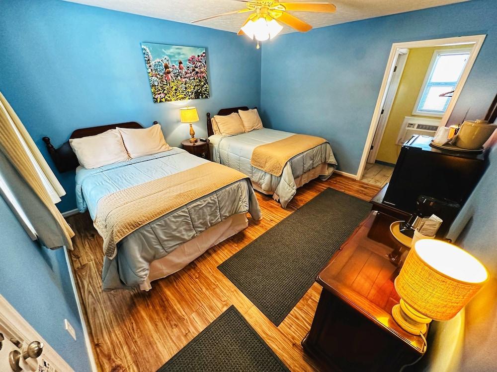 Alpine Village Inn Pet Policy