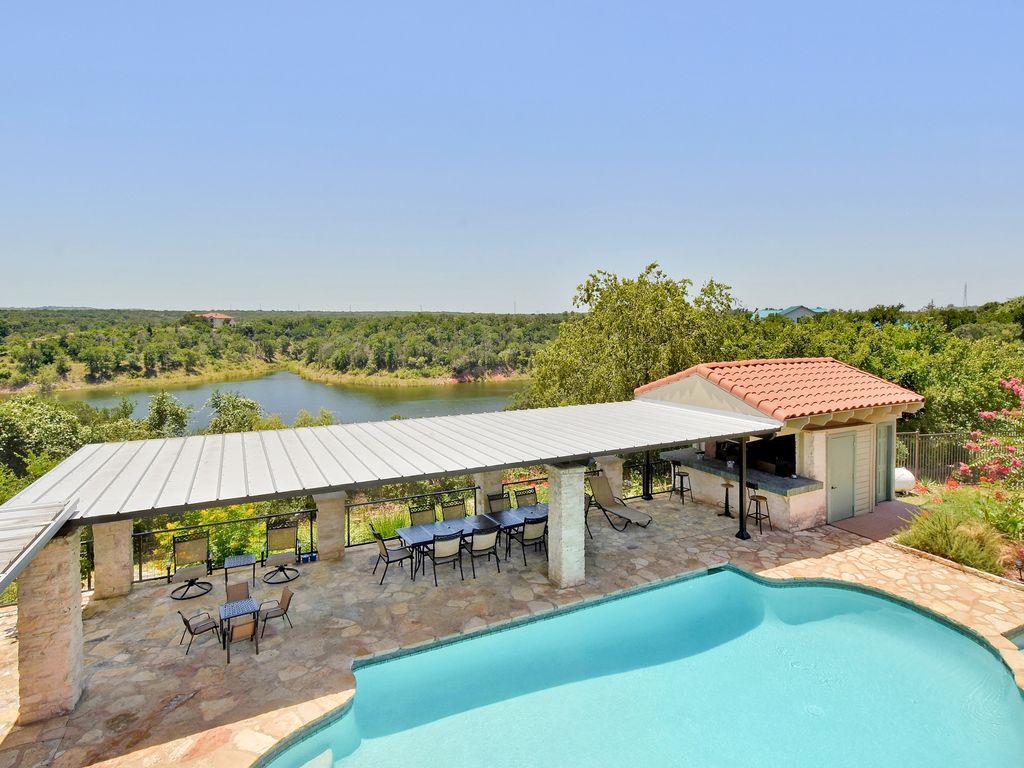 Pet Friendly Vacation Rentals In Spicewood Tx Bringfido