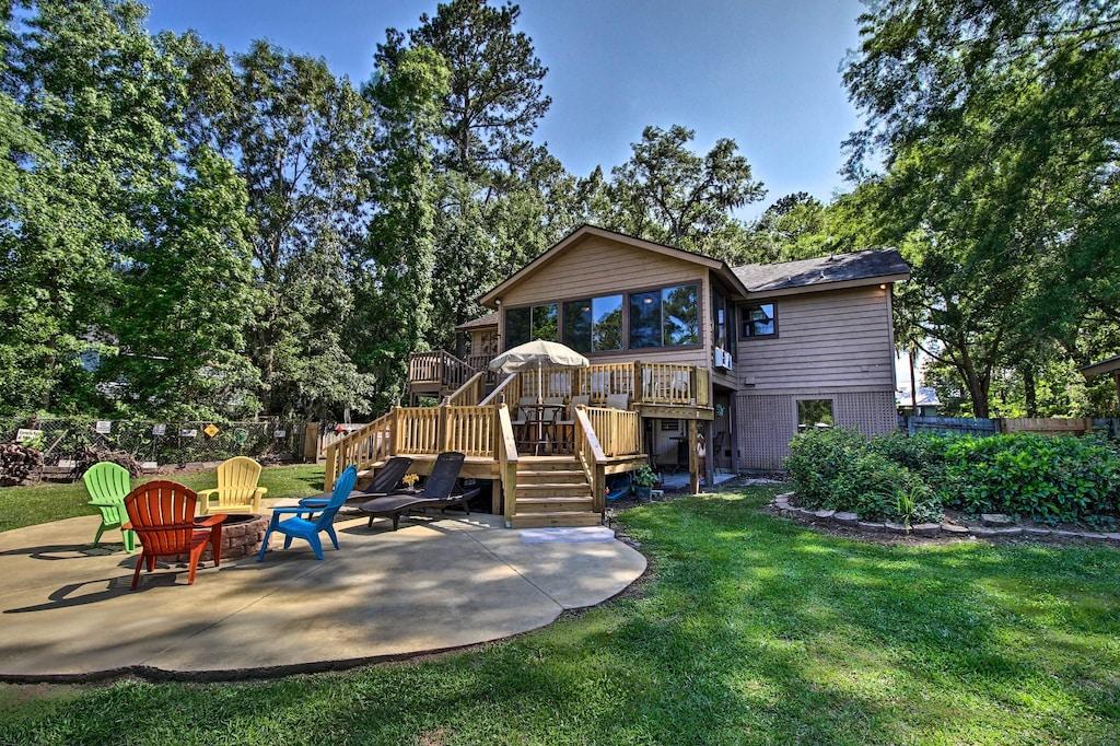 Waterfront Midway Home With Sunroom & Large Yard Pet Policy