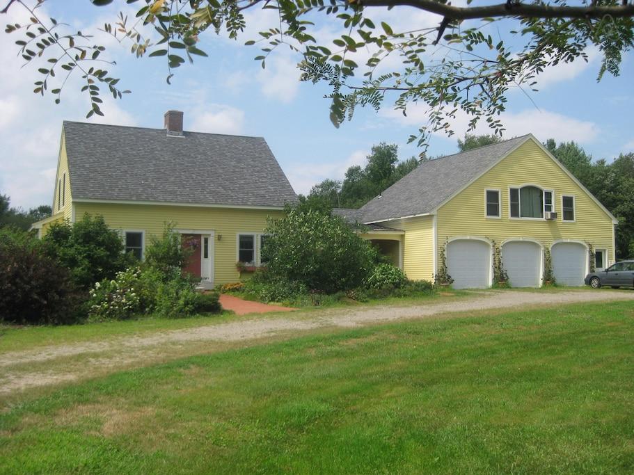 Keene Airbnb Rentals Pet Policy