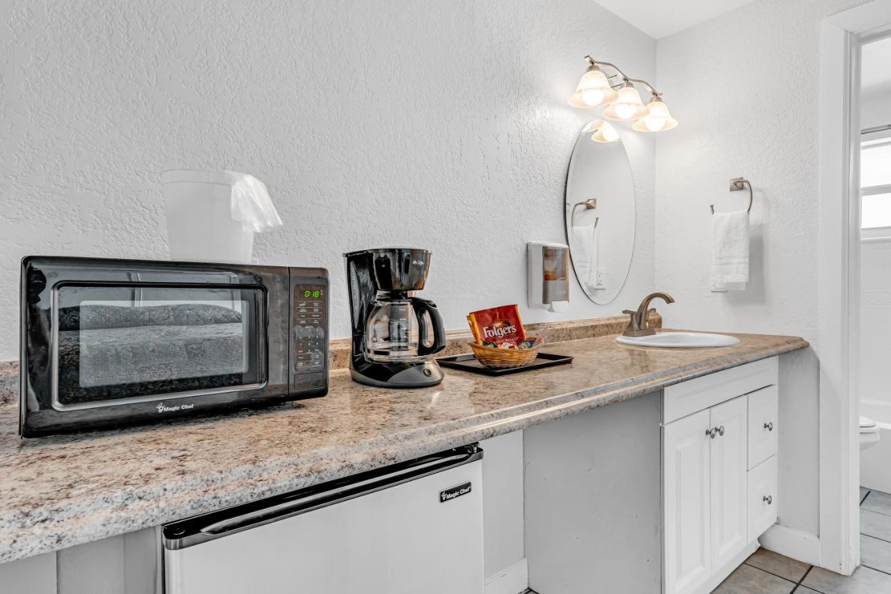 Pet Friendly Blackfin Resort and Marina