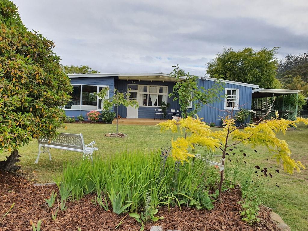 Little Blue House at Orford Pet Policy
