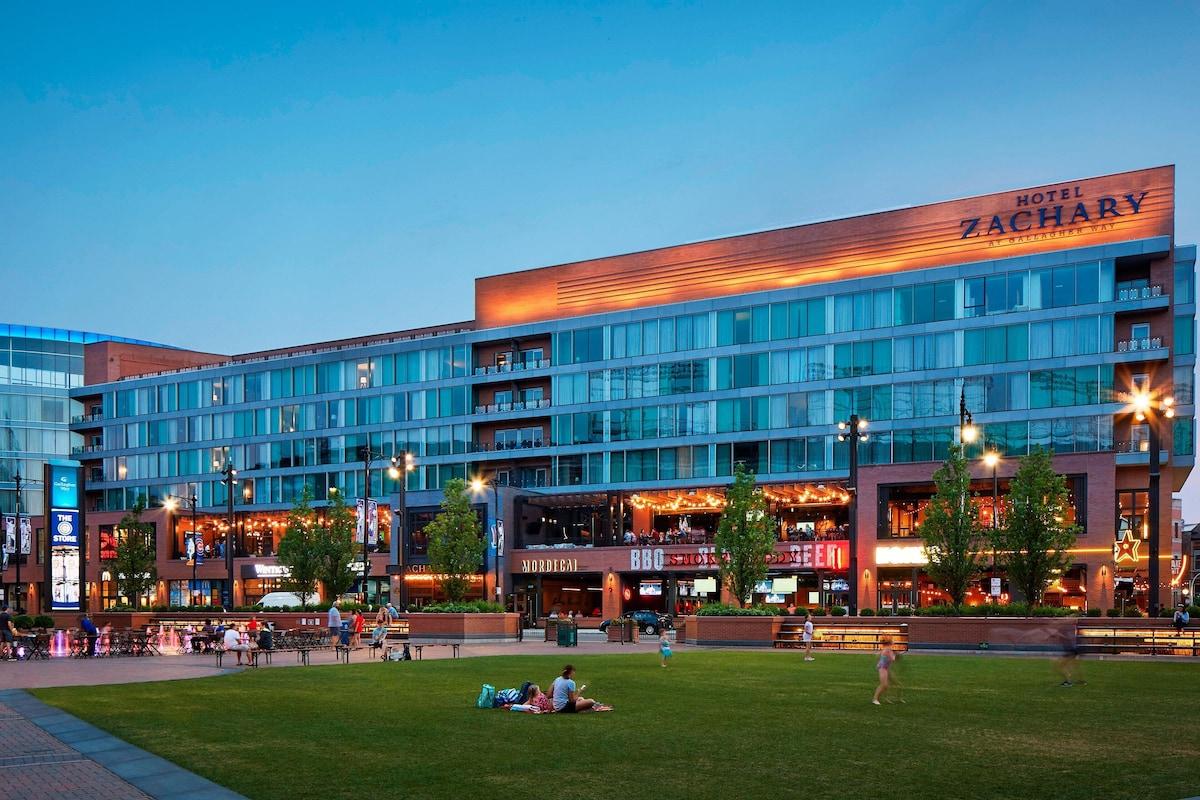 Hotel Zachary Chicago Pet Policy