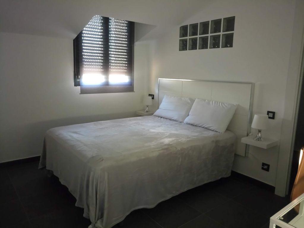 Pet Friendly 1/1 Guesthouse with Internet
