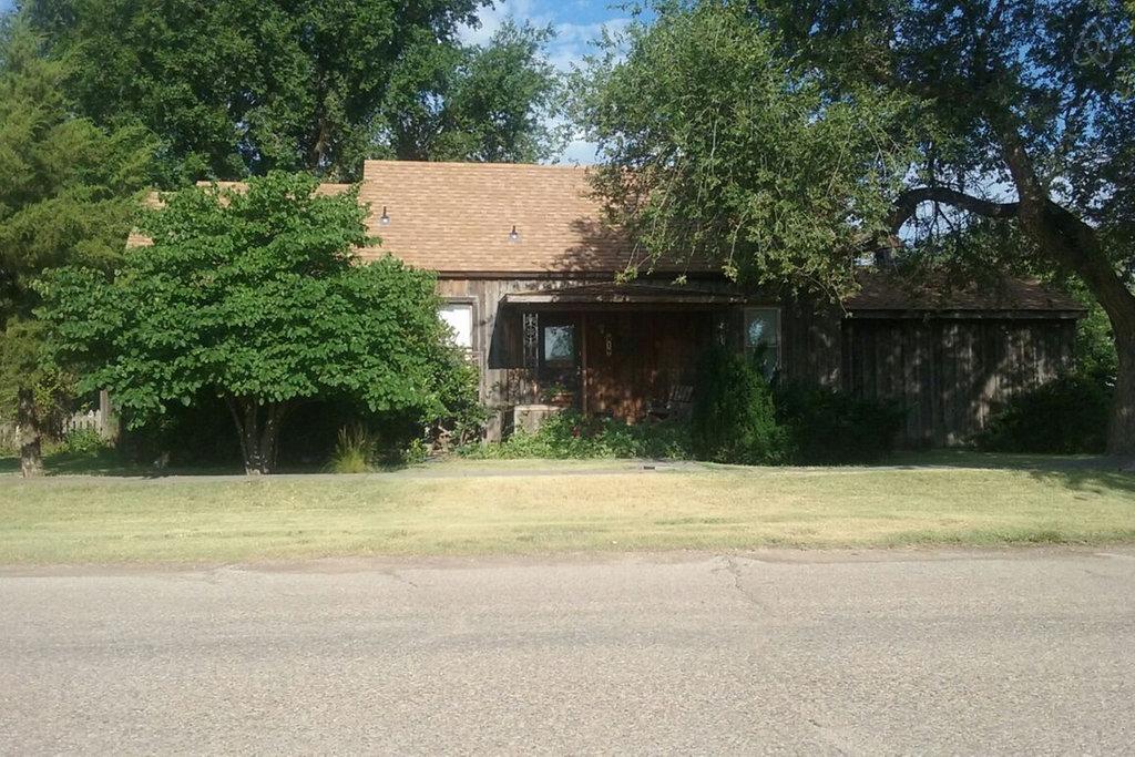 Elkhart Airbnb Rentals Pet Policy