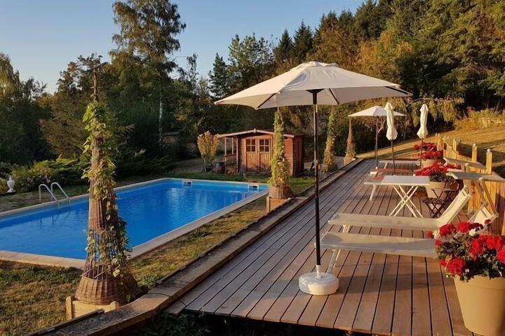 Pet Friendly Cosy Castle in Onlay with Swimming Pool