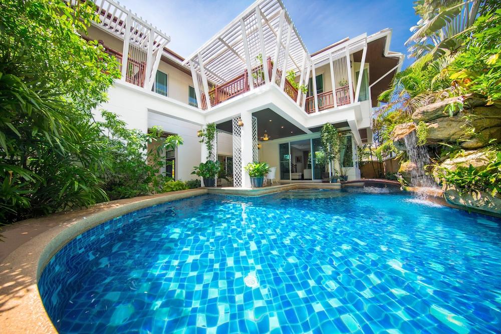 Pet Friendly VIP Villas Pattaya Tropicana Jomtien Beach