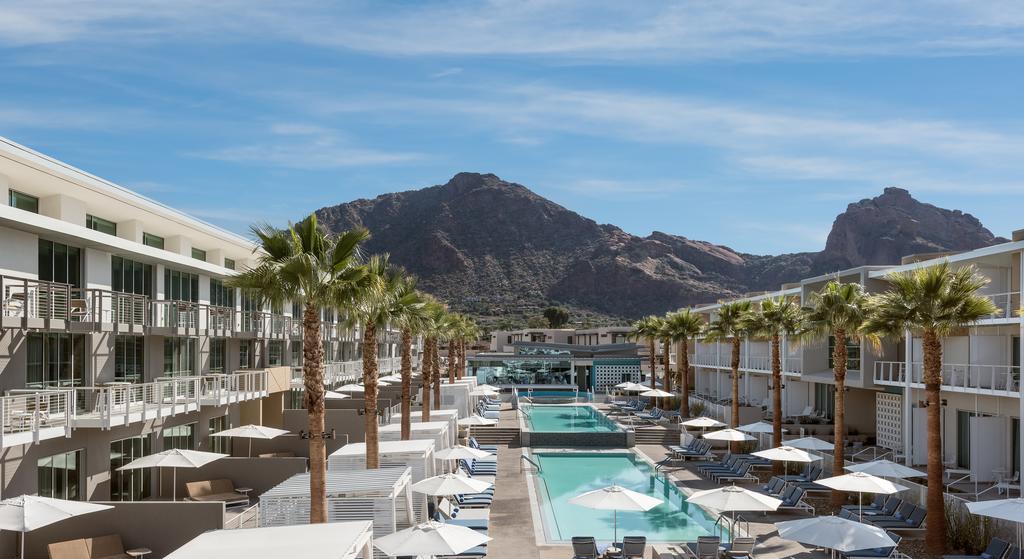Pet Friendly Hotels In Paradise Valley Az Bringfido