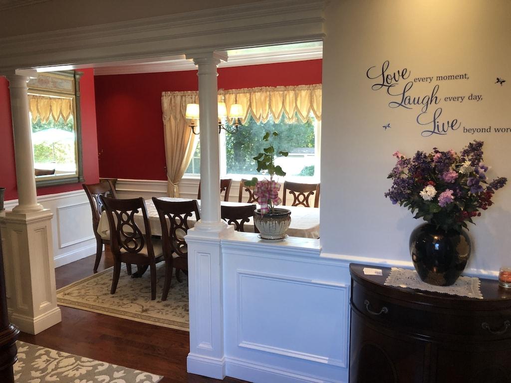 The Hammond House Pet Policy