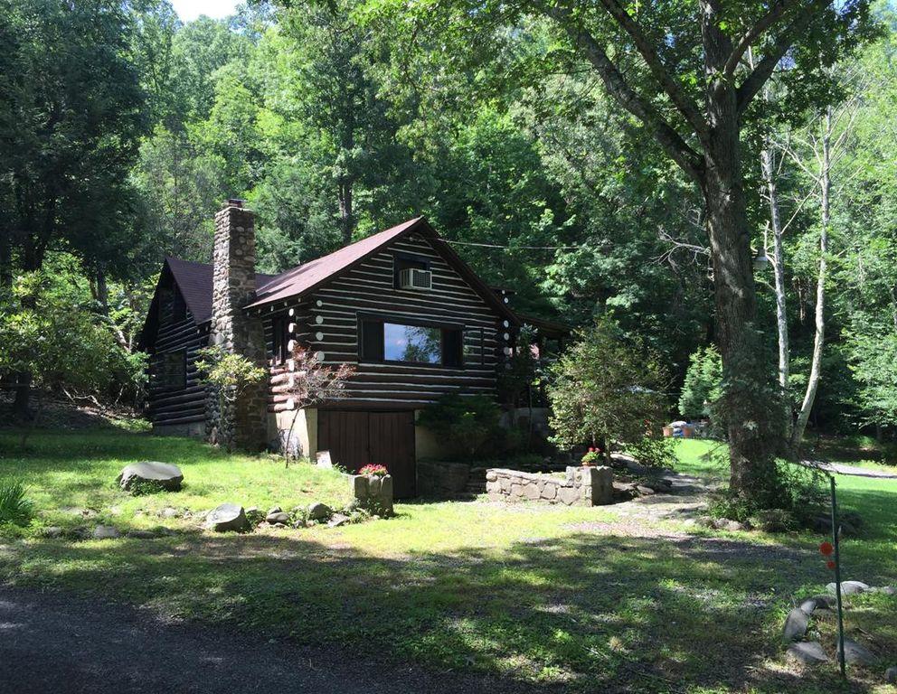 Pet Friendly Vacation Rentals In Bushkill Pa Bringfido