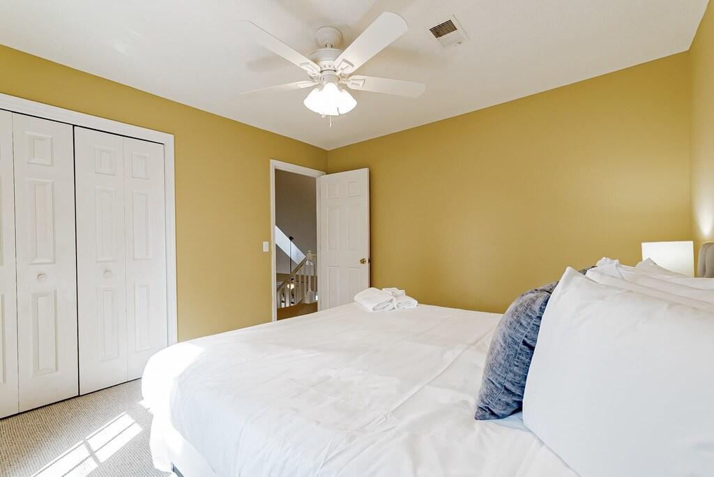 5BR Hopkins House Pet Policy