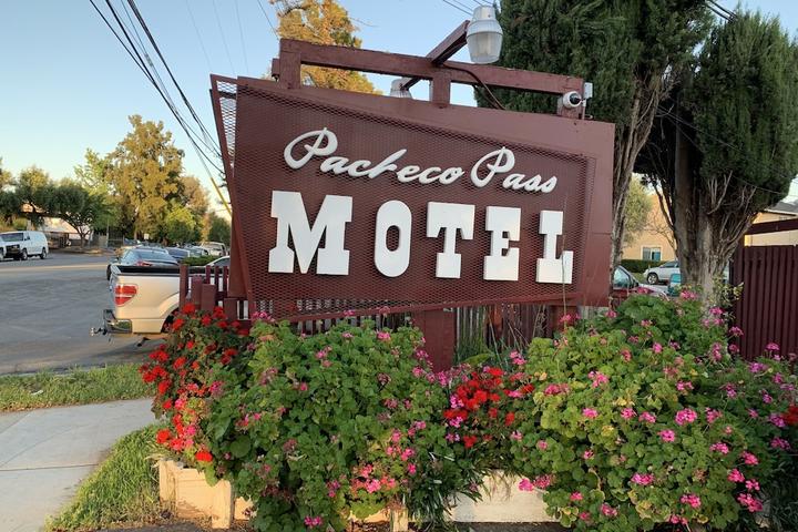 Pet Friendly Pacheco Pass Motel