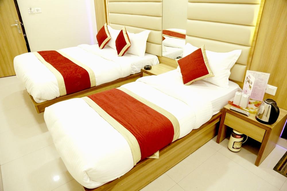 Comfort Rooms New Delhi Railway Station Pet Policy