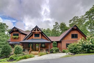 Pet Friendly Vacation Rentals In Keowee Sc Bringfido
