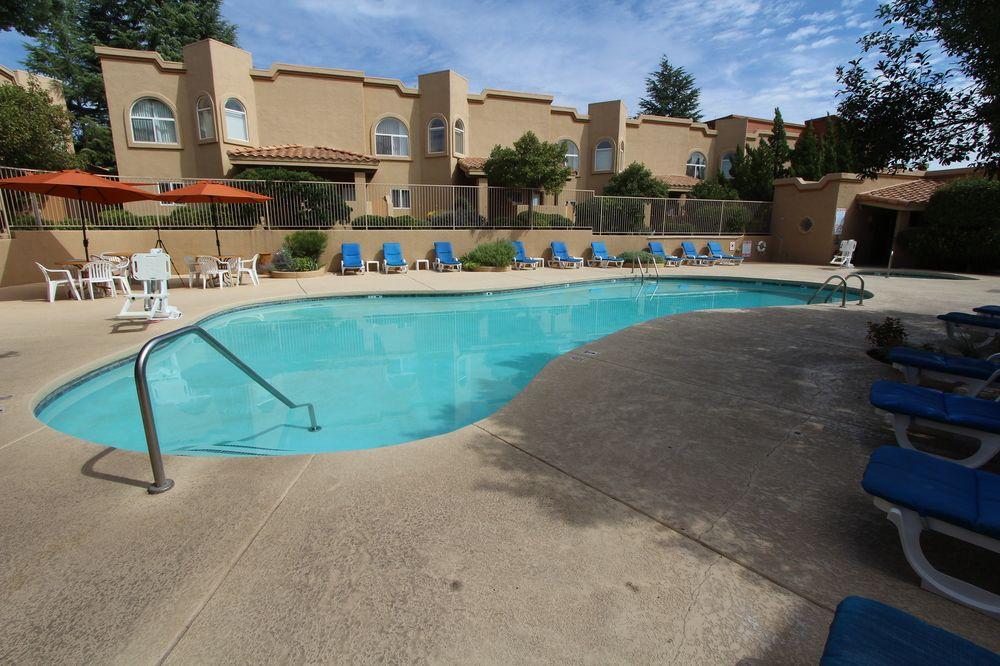 Sedona Springs Resort, a VRI resort Pet Policy