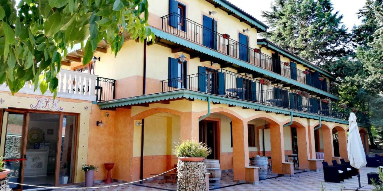 Pet Friendly Hotel La Valle dell'Aquila