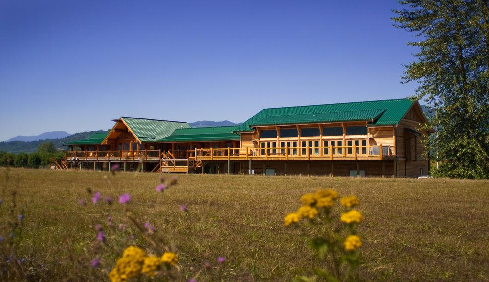 Fraser River Lodge Pet Policy
