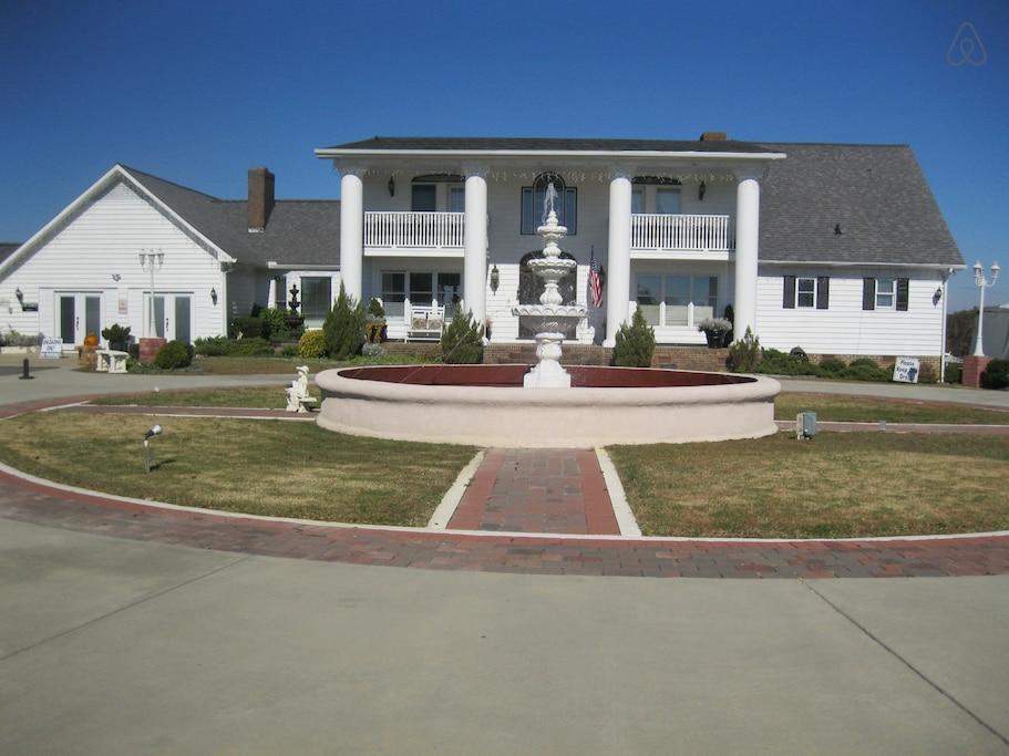 Lancaster Airbnb Rentals Pet Policy