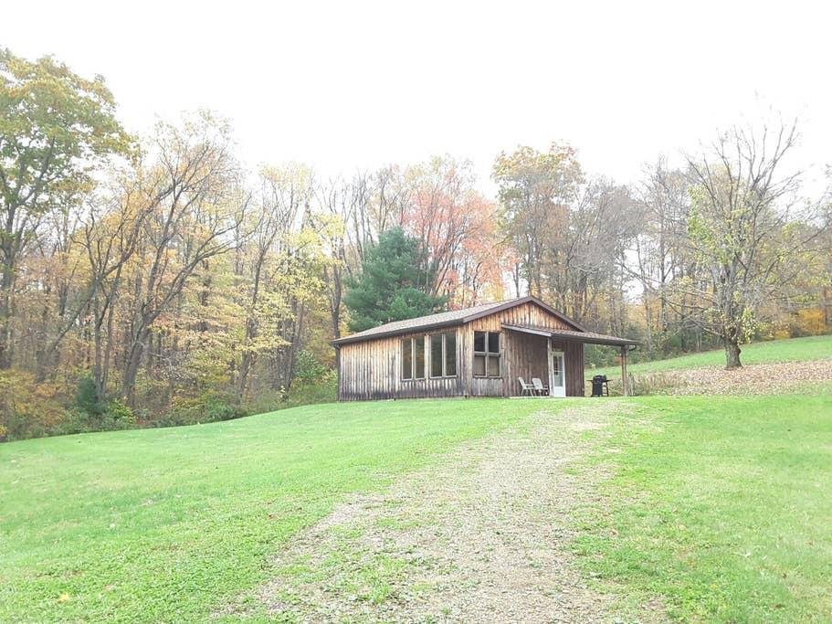 Cochranton Airbnb Rentals Pet Policy