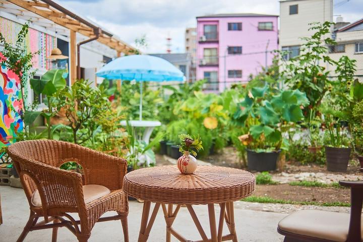 Pet Friendly Cocoroom Guesthouse Cafe and Garden - Hostel