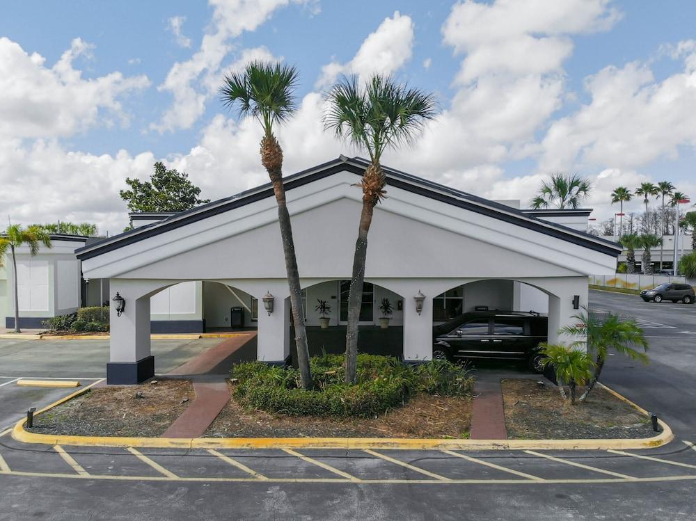 Pet Friendly Stayable Suites Florida Mall Orlando