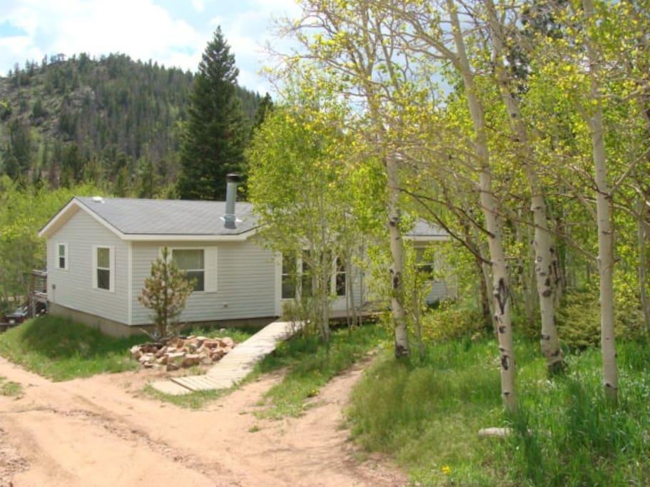 Pet Friendly Vacation Rentals In Red Feather Lakes Co Bringfido