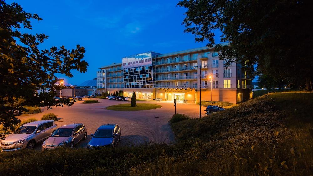 Pet Friendly Gotthard Therme Hotel & Conference