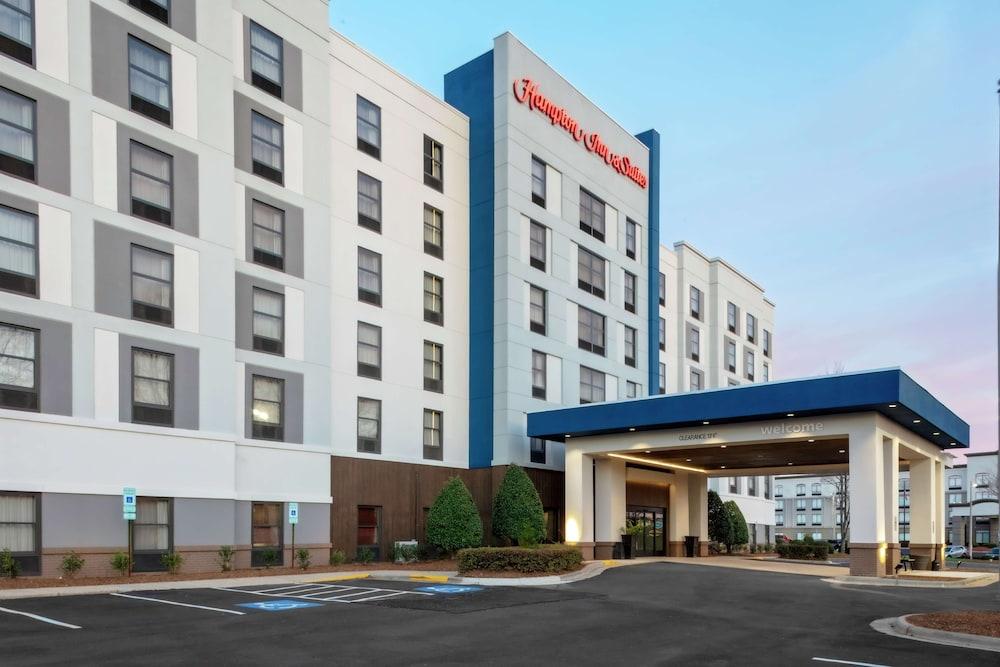 Pet Friendly Hampton Inn & Suites Concord/Charlotte