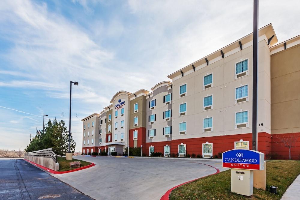 Pet Friendly Candlewood Suites Amarillo-Western Crossing an IHG Hotel