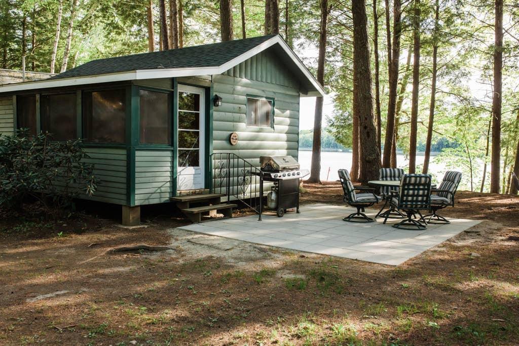 Pet Friendly Farmingdale Airbnb Rentals