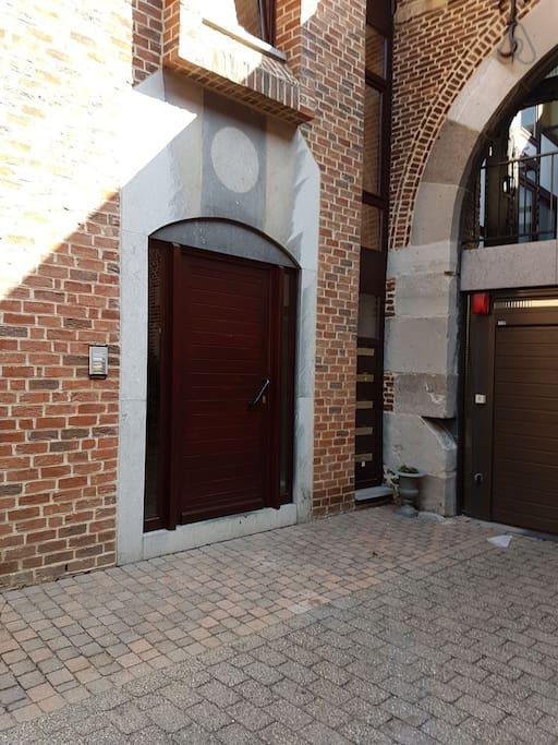 Pet Friendly Tongeren Airbnb Rentals