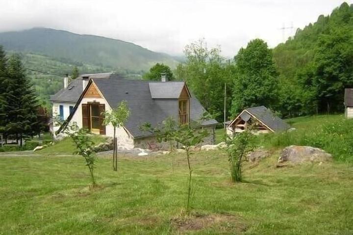 Pet Friendly Renovated Sheepfold - the Pynerean Protected Area