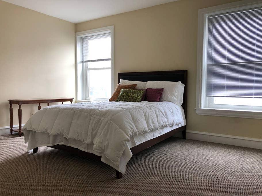 Salem Airbnb Rentals Pet Policy