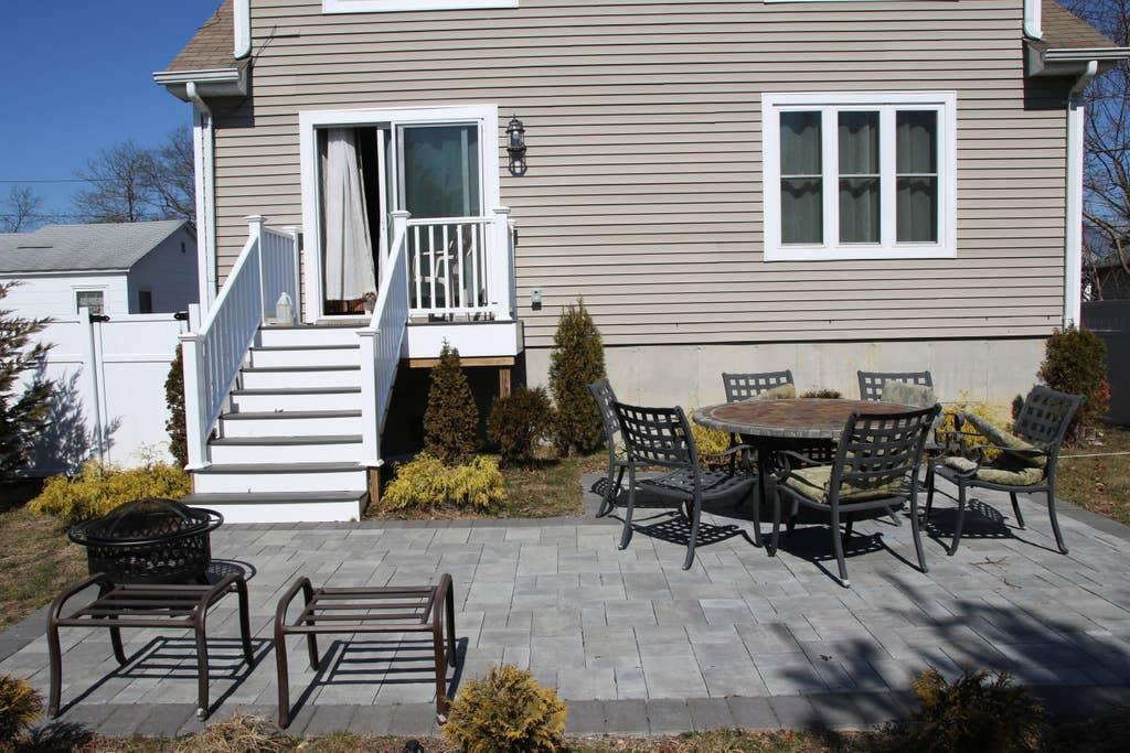 Center Moriches Airbnb Rentals Pet Policy