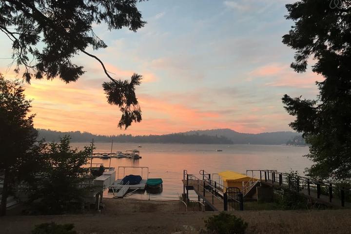 Pet Friendly Lake Arrowhead Airbnb Rentals