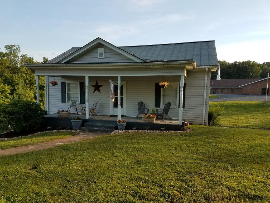 Pet Friendly Hotels In Altavista Va Bringfido