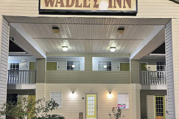 Pet Friendly Wadley Inn