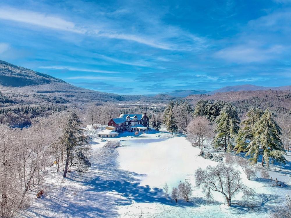 Pet Friendly Hotels In Manchester, VT - BringFido