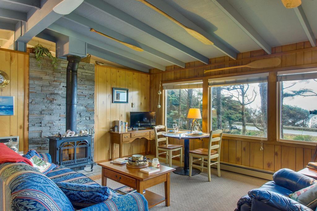 Pet Friendly Vacation Rentals In Searose Beach Or Bringfido