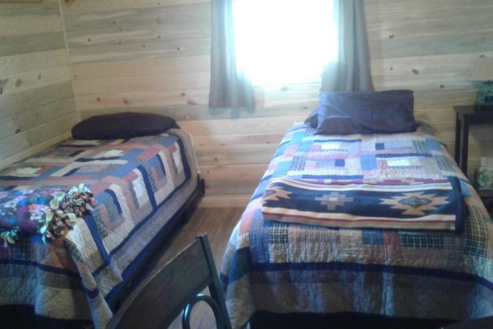 Pet Friendly Cozy Cabin at the Foot of Big Horn Mountains
