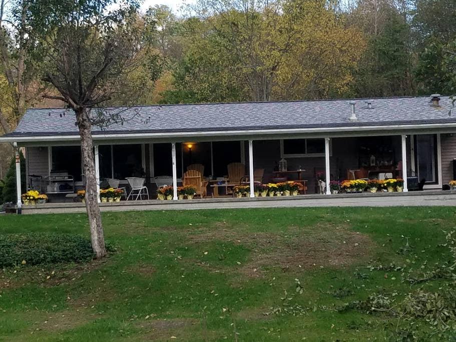 Pet Friendly Hotels In Ellwood City Pa Bringfido