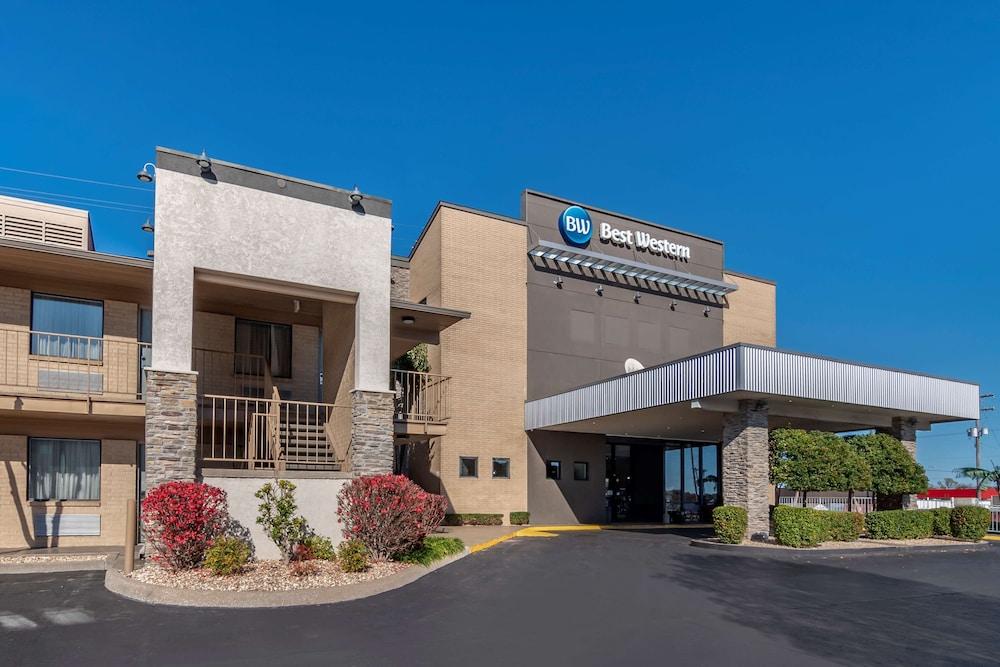 Best Western The Oasis at Joplin Pet Policy