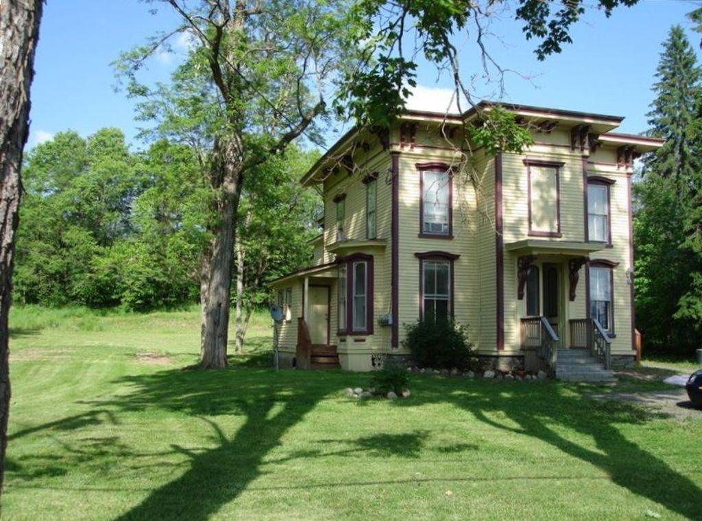 VRBO Berlin Pet Policy