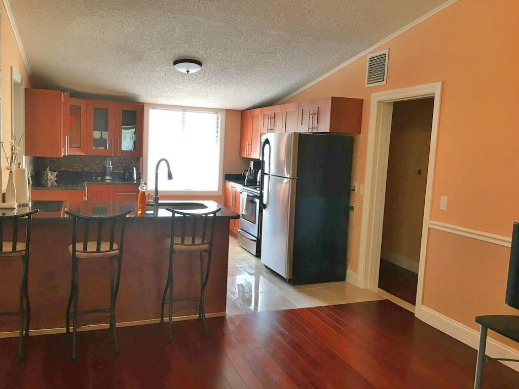 Paradise House Venice Beach Wifi Pet Policy