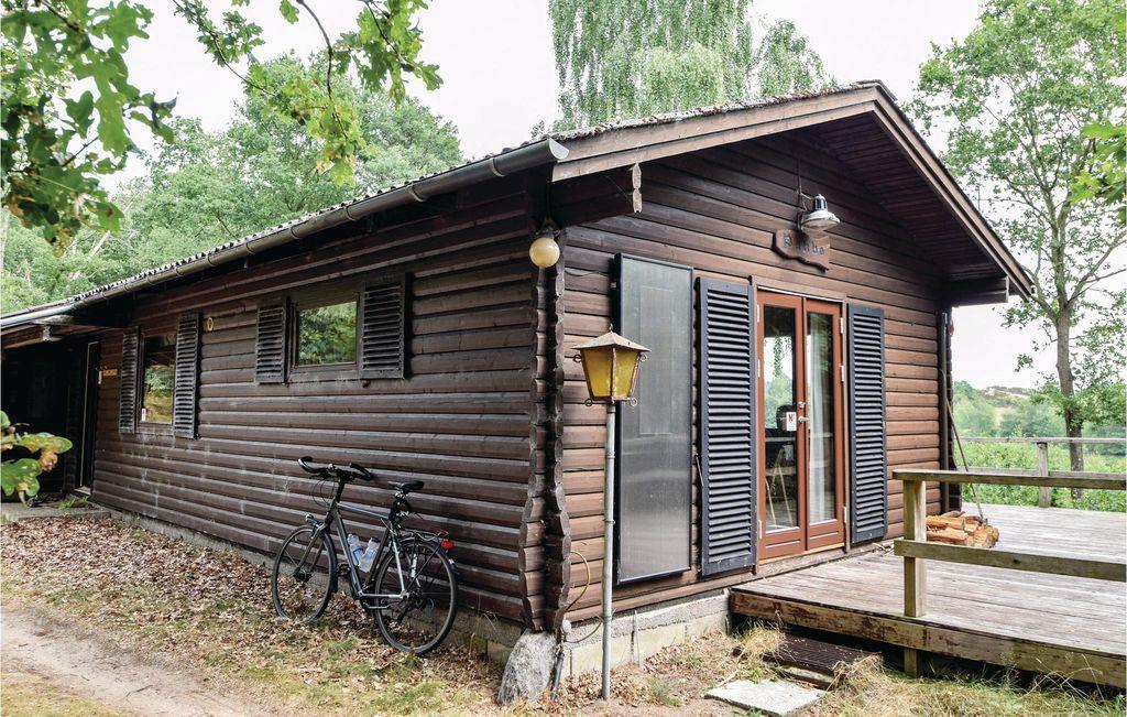 Pet Friendly Nice Home in Ejstrupholm with WiFi & 3 Bedrooms