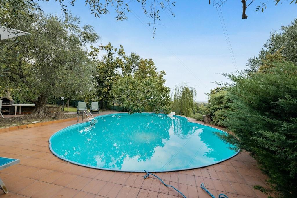 Pet Friendly 3BR Fabrica Di Roma Apartment with Private Pool & Garden