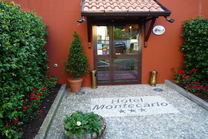 Pet Friendly Hotel Montecarlo