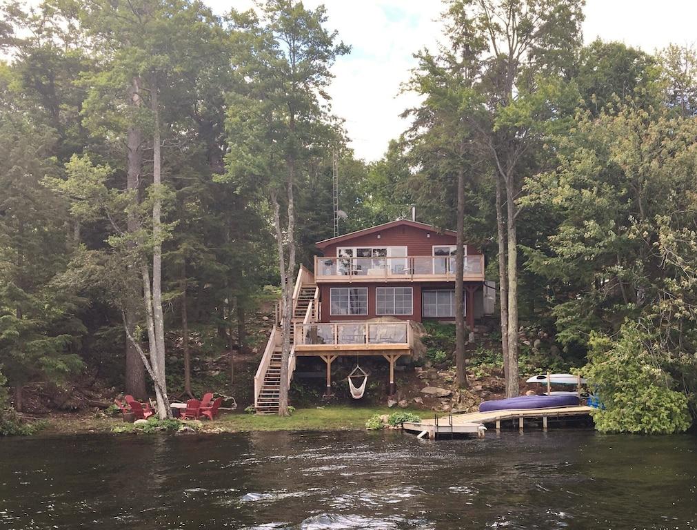 Waterfront Cottage on the Lake Pet Policy